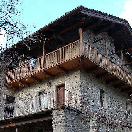 Il Nocciolo Bed and Breakfast Bard Exteriör bild